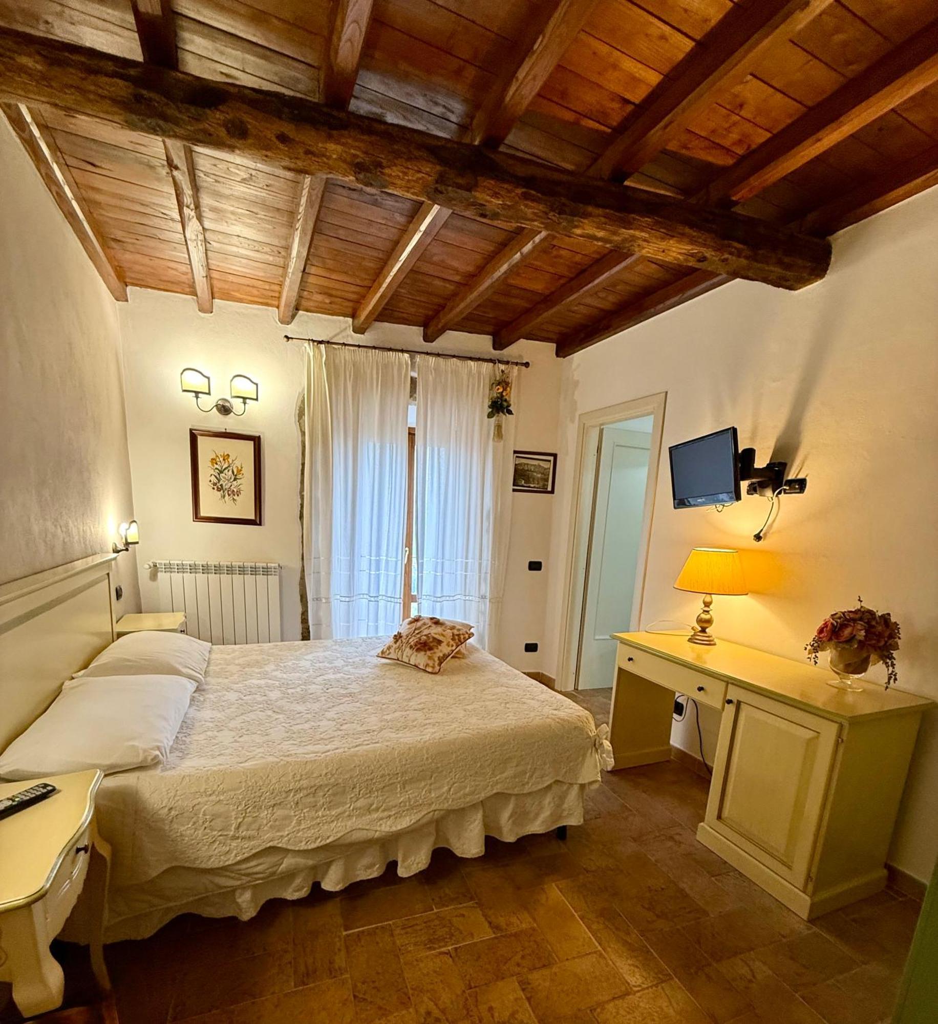 Relais Il Monaco Alojamento de Acomodação e Pequeno-almoço Artena